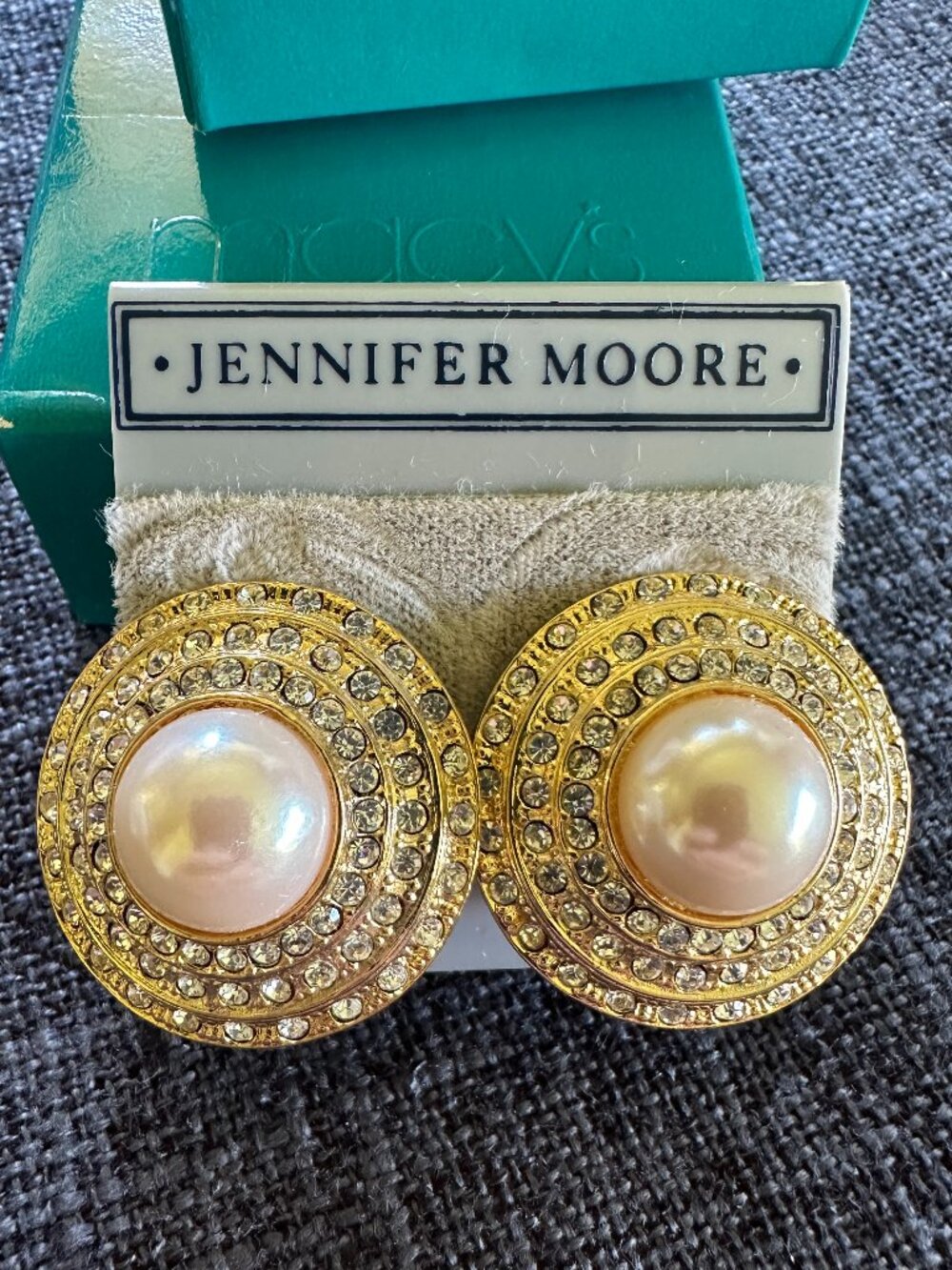 Retro Jennifer Moore Gold & Faux Diamond Circle Clip On Earrings with Pearl